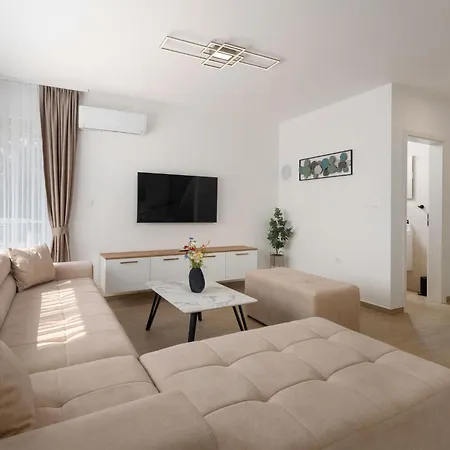 Mediterranee Oliva-3 By Interhome Funtana